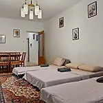 Afi Mall 3 Bedrooms - Perfect For Families Or Groups * Bukarest