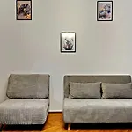 Afi Mall 3 Bedrooms - Perfect For Families Or Groups 아파트