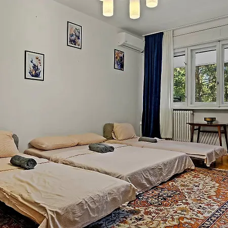 Afi Mall 3 Bedrooms - Perfect For Families Or Groups