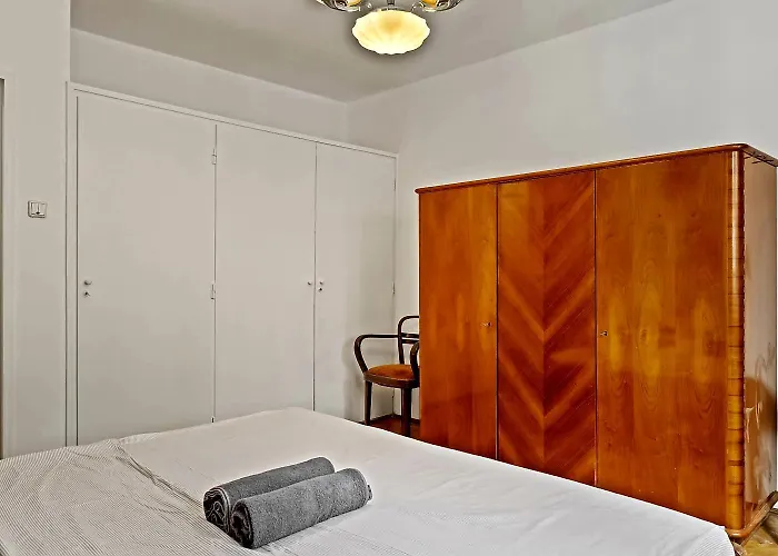 Afi Mall 3 Bedrooms - Perfect For Families Or Groups 아파트 부쿠레슈티