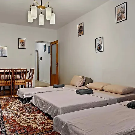 Afi Mall 3 Bedrooms - Perfect For Families Or Groups * Bukarest
