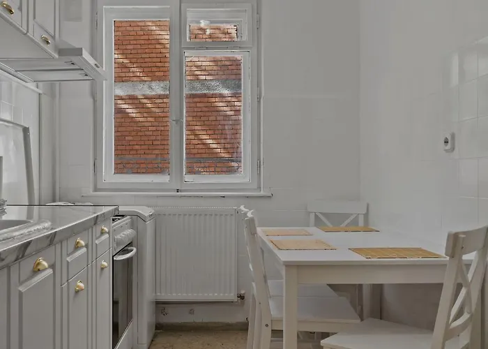 Afi Mall 3 Bedrooms - Perfect For Families Or Groups *